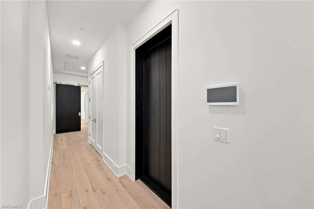82 9th St #205, Naples, photo 19