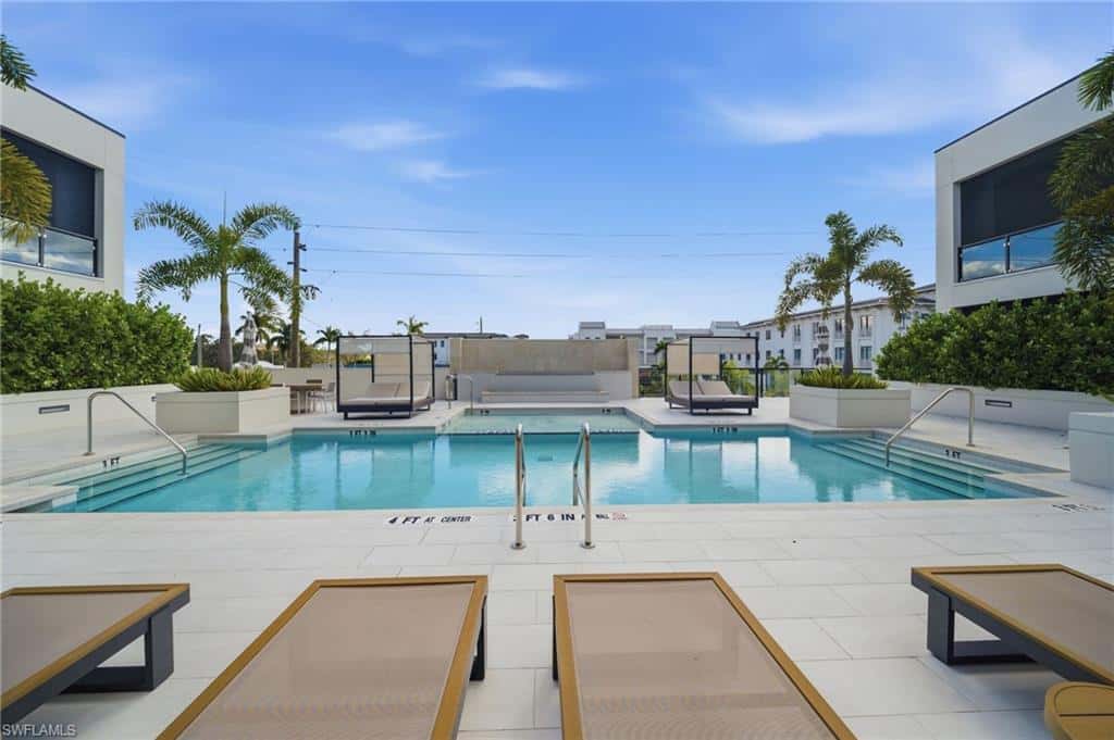 82 9th St #205, Naples, photo 29