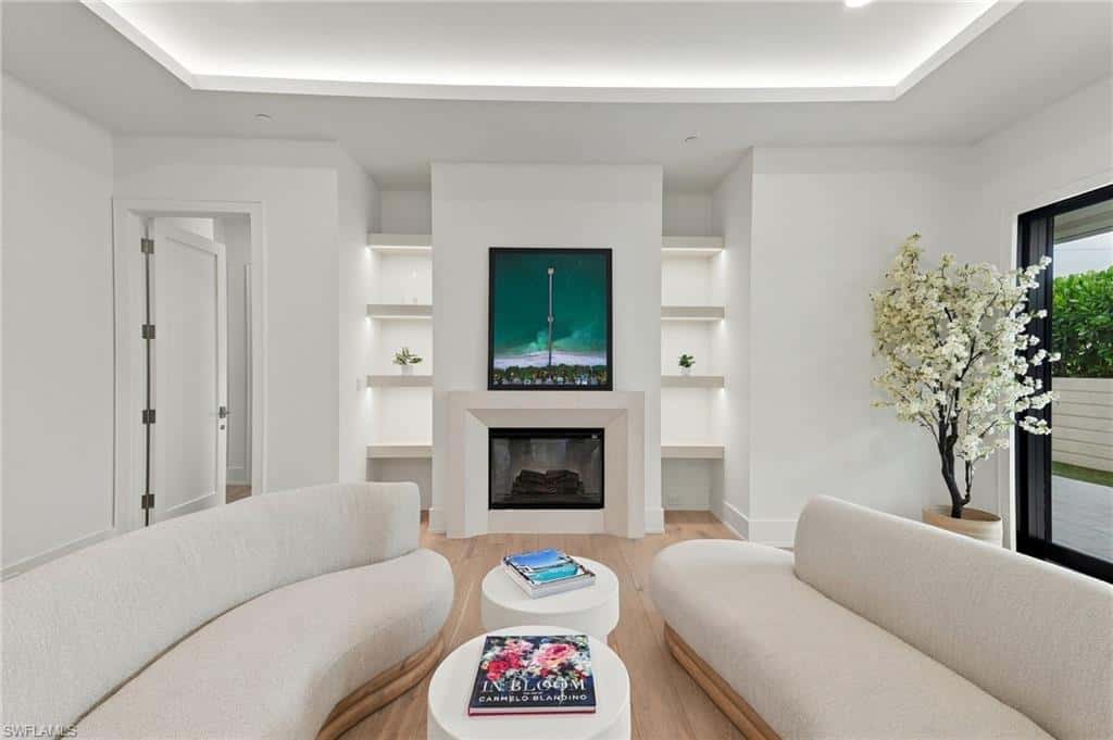 82 9th St #205, Naples, photo 8