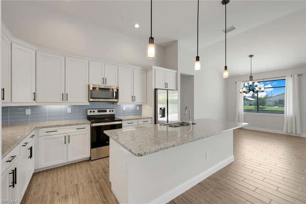 2126 2nd St, Cape Coral, photo 19