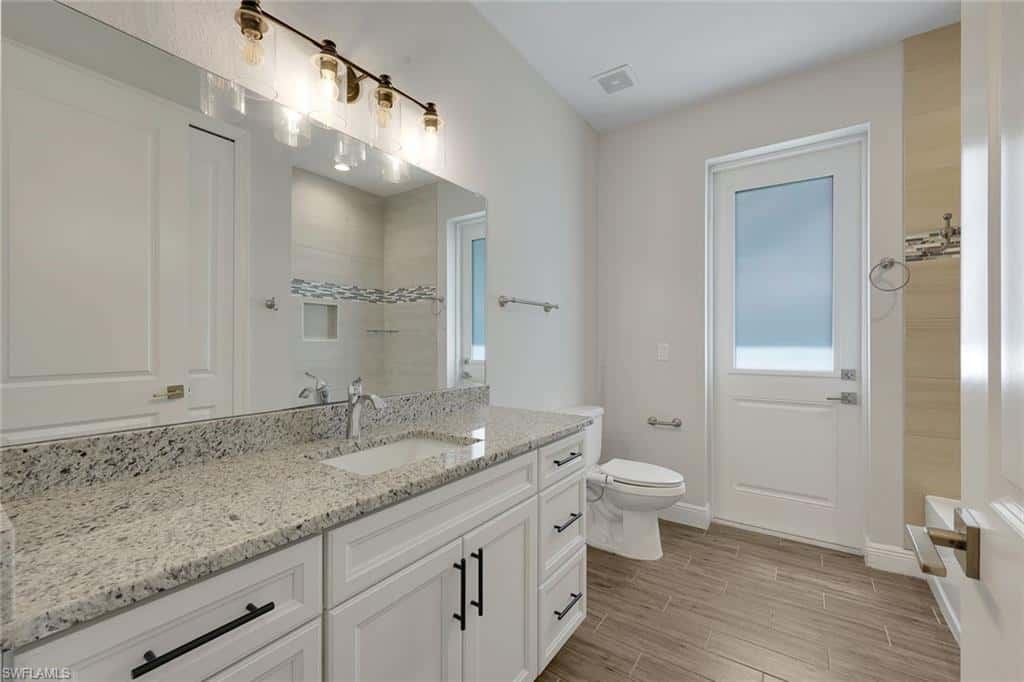 2126 2nd St, Cape Coral, photo 31