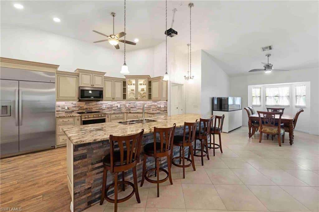 28910 Winthrop Cir, Bonita Springs, photo 7
