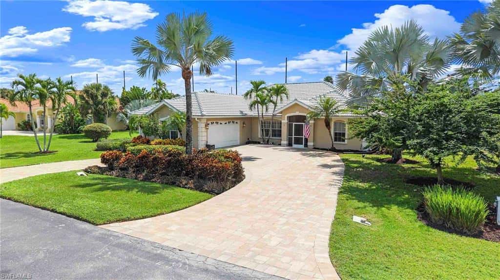 28910 Winthrop Cir, Bonita Springs, photo 39