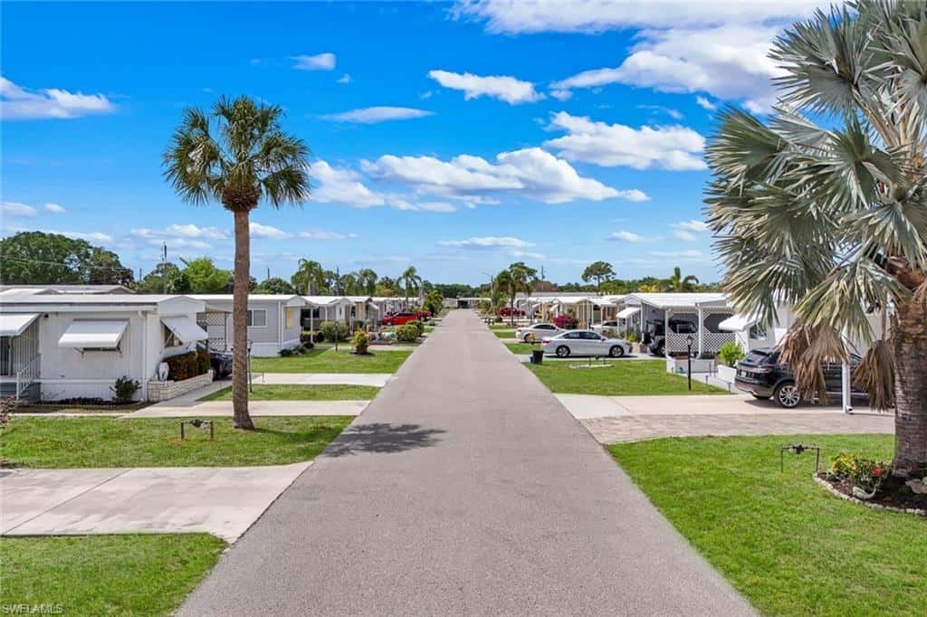 27365 Joann Dr, Bonita Springs, photo 21