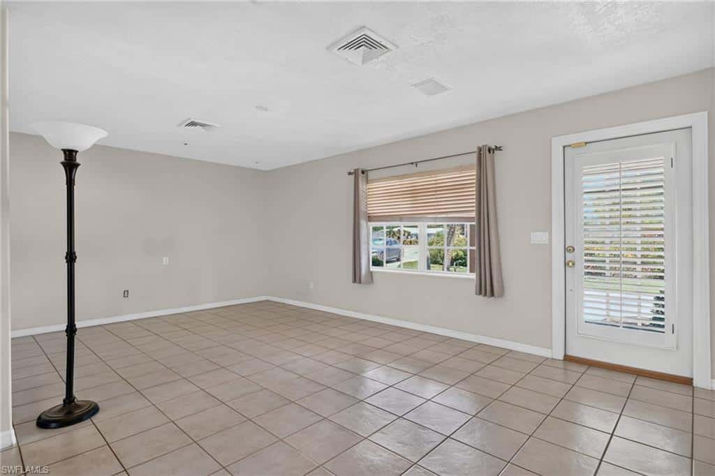 11030 Mcgregor Blvd, Fort Myers, photo 9