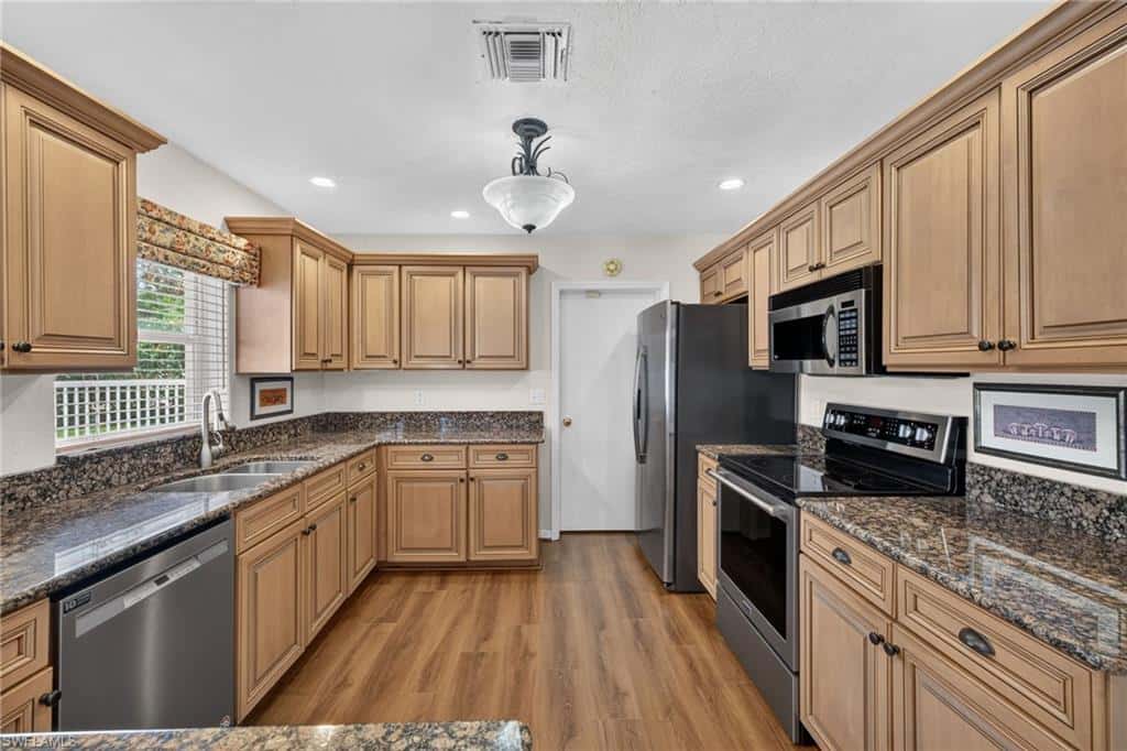 11030 Mcgregor Blvd, Fort Myers, photo 8