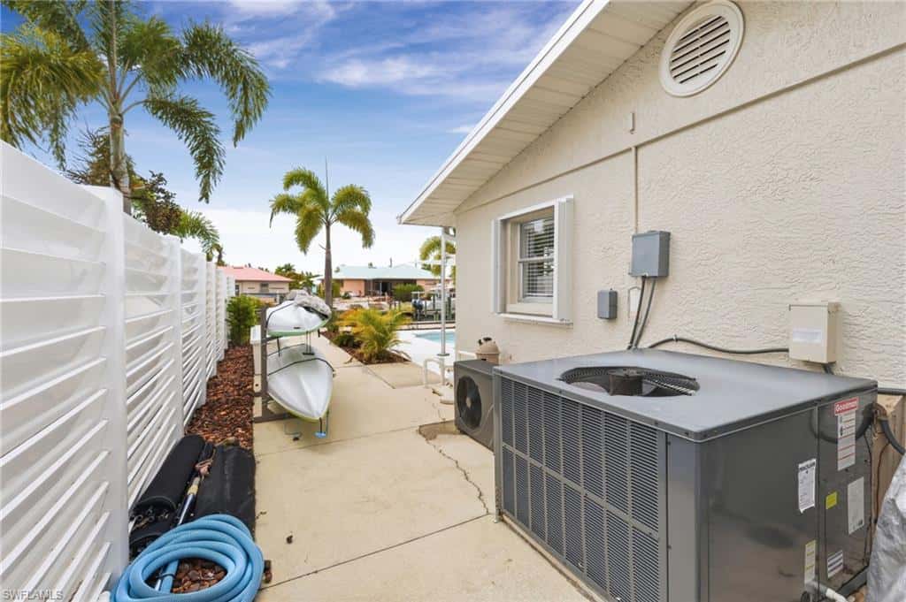 12179 Boat Shell Dr, Matlacha Isles, photo 29