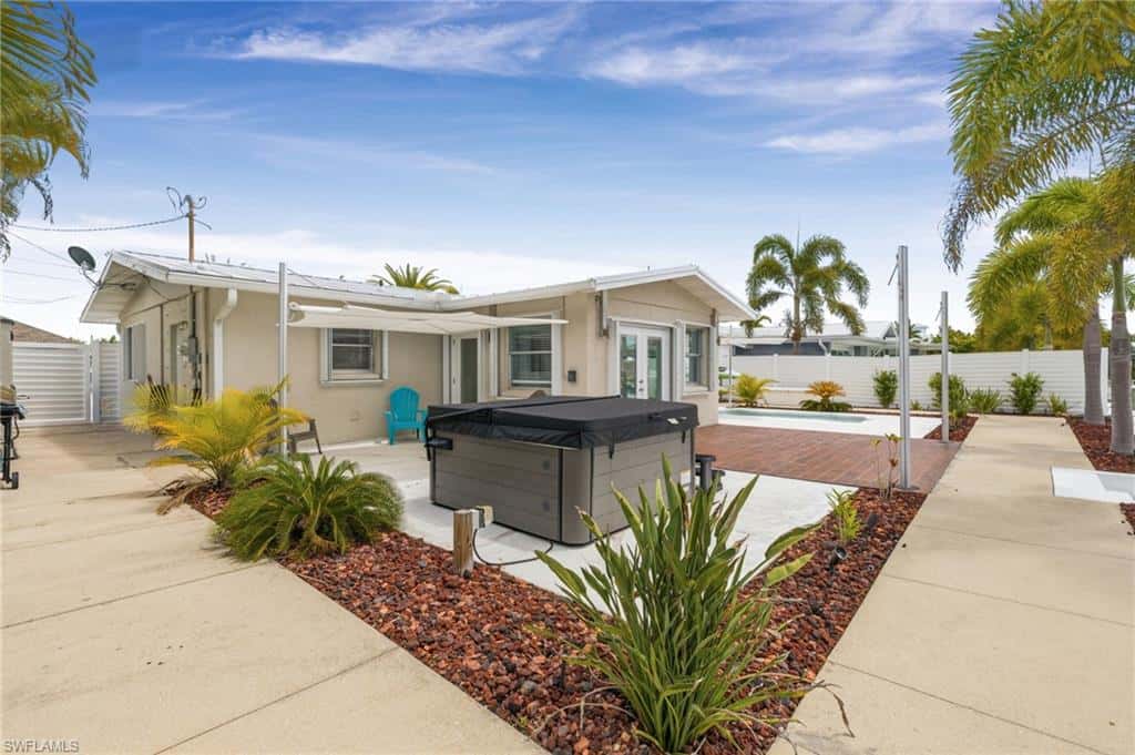 12179 Boat Shell Dr, Matlacha Isles, photo 28