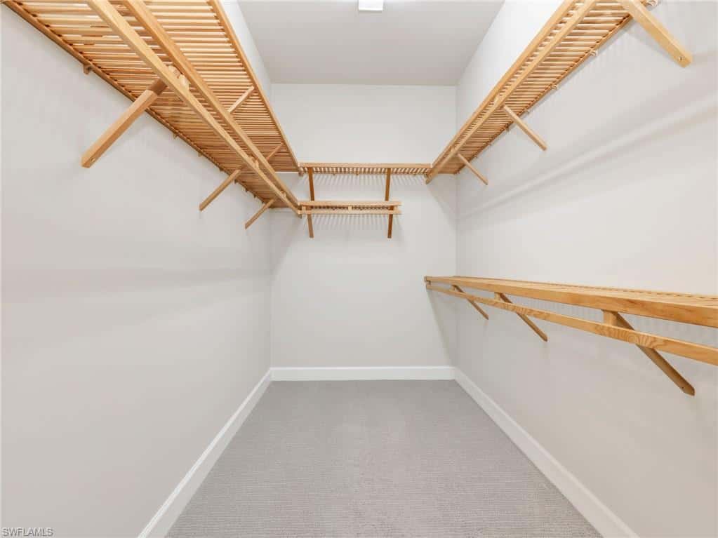 6805 Bequia Way, Naples, photo 36