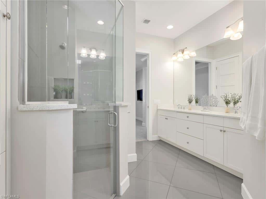 6805 Bequia Way, Naples, photo 34