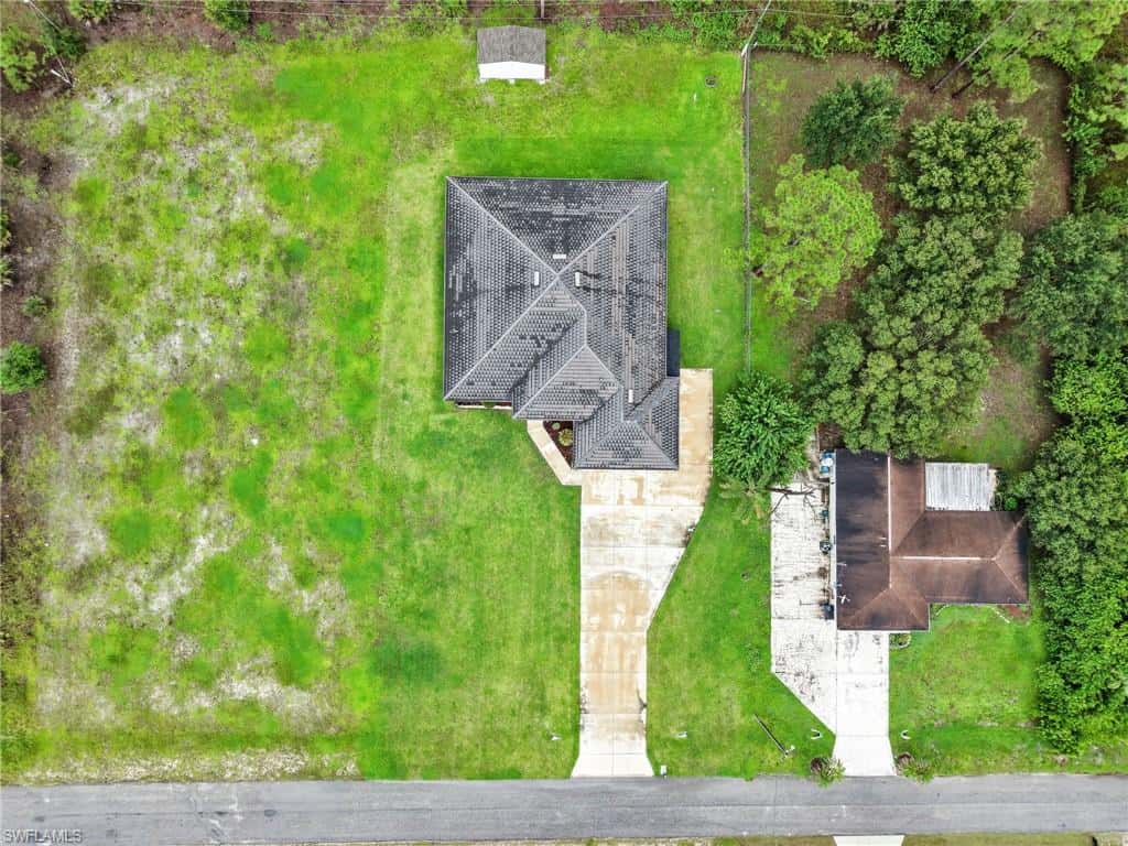 1020 Maple Ave N, Lehigh Acres, photo 32