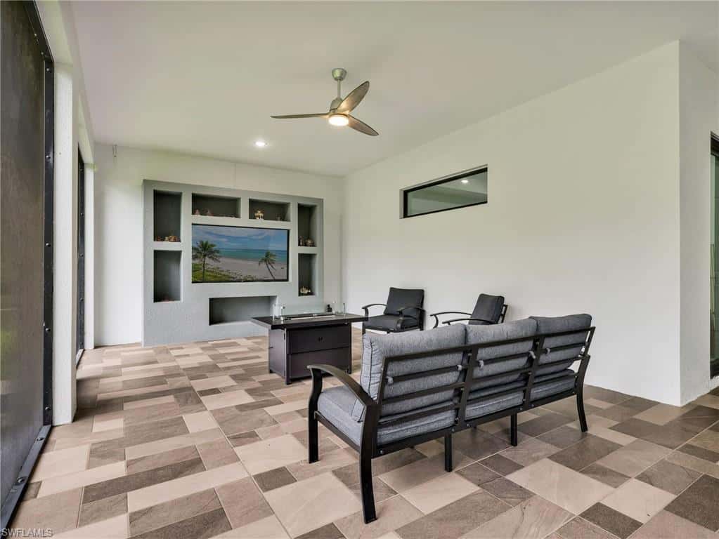 1020 Maple Ave N, Lehigh Acres, photo 30