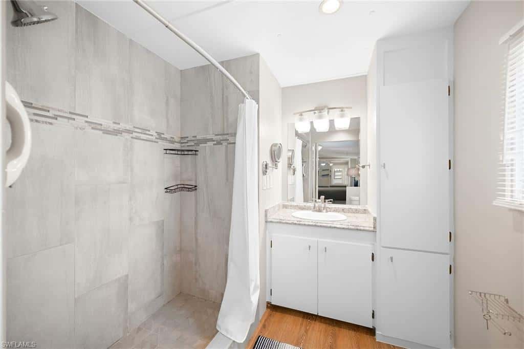 483 Riviera Blvd, Naples, photo 16