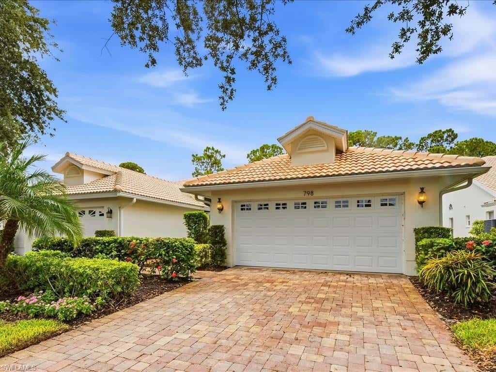 798 Wiggins Bay Dr, Naples, photo 33