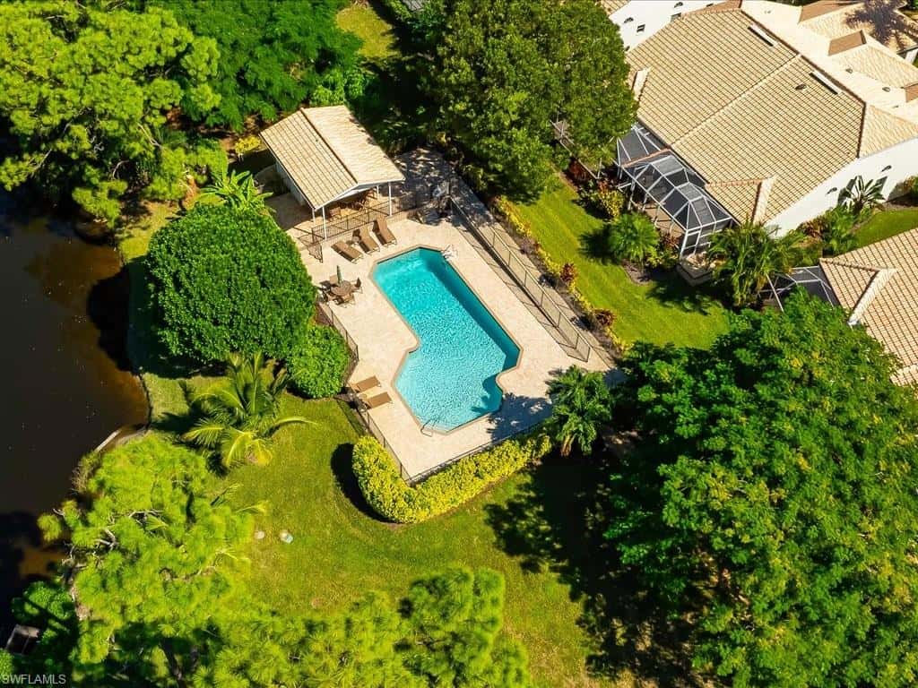 798 Wiggins Bay Dr, Naples, photo 40