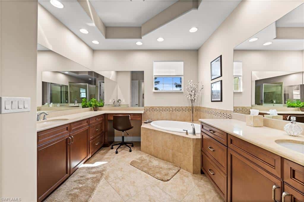 8069 Players Cove Dr #202, Naples, photo 24