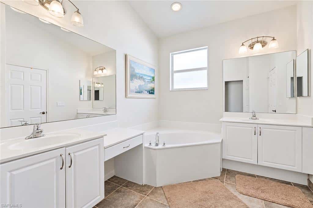 9290 Springview Loop, Estero, photo 16