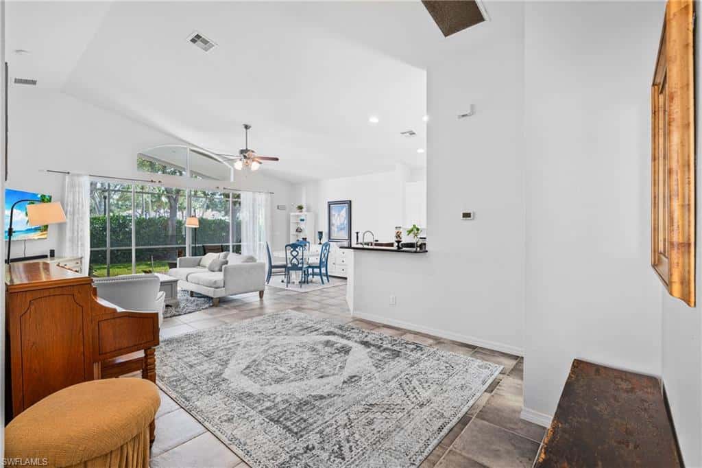 9290 Springview Loop, Estero, photo 5