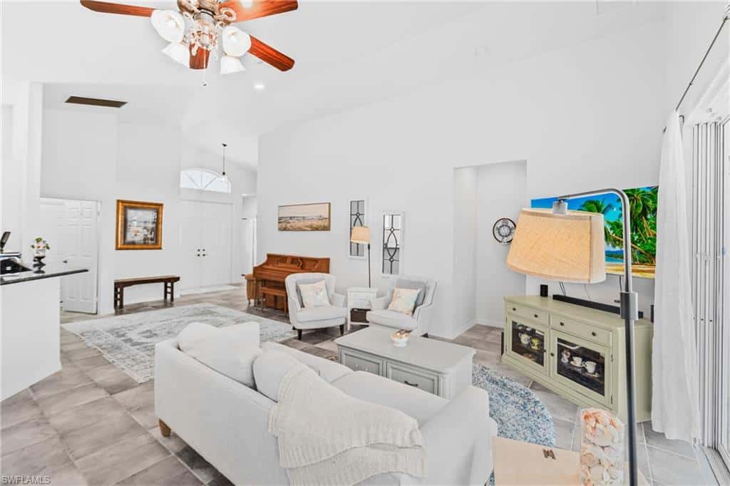 9290 Springview Loop, Estero, photo 9