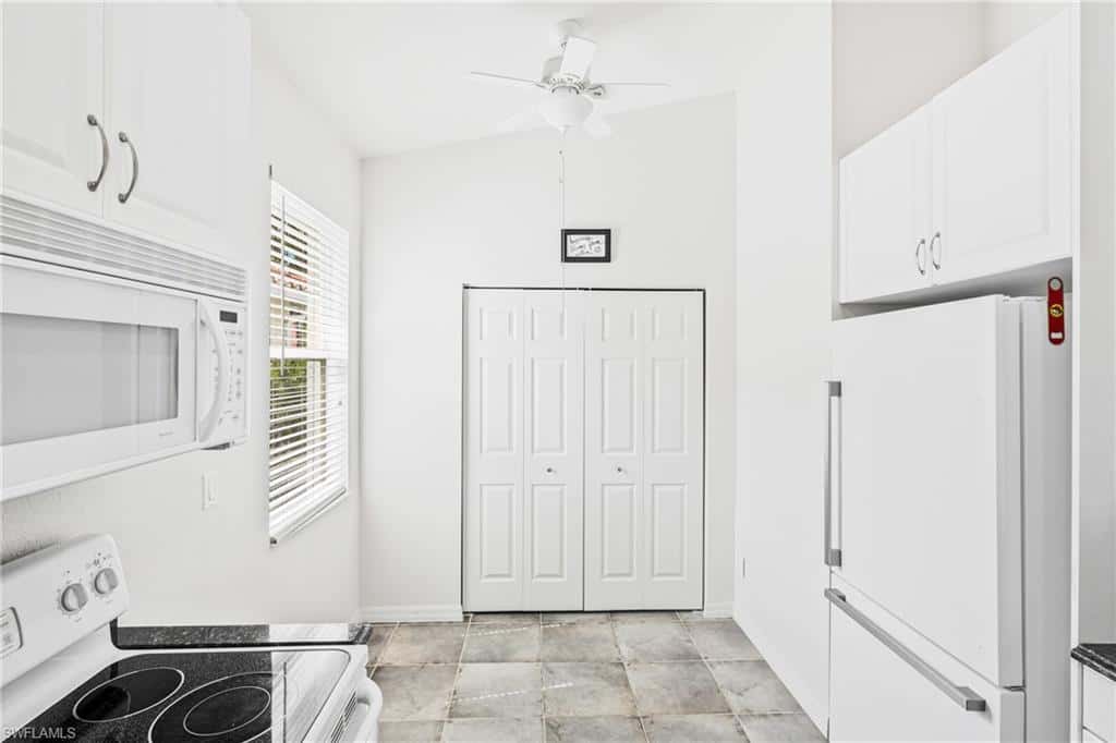 9290 Springview Loop, Estero, photo 11