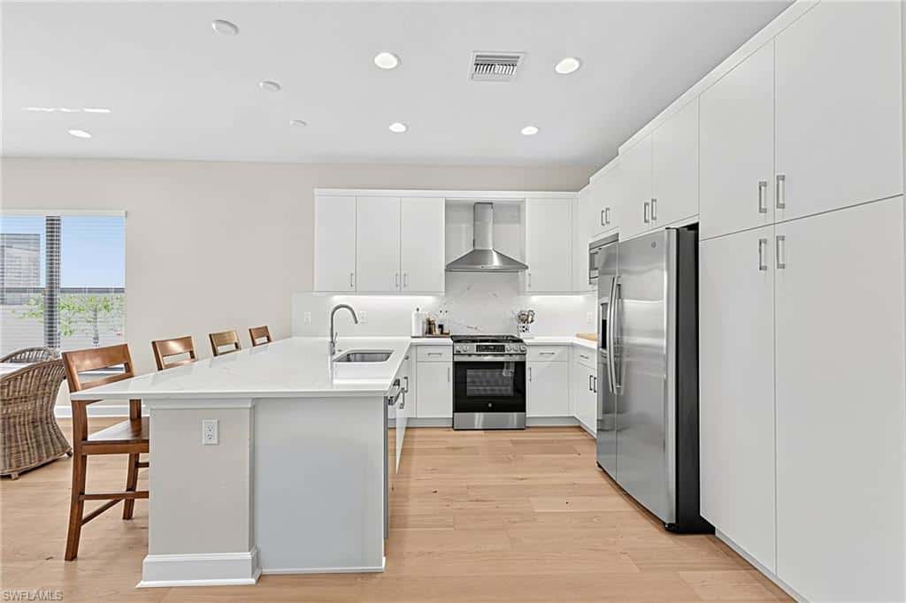 21013 Teak Tree Ter, Estero, photo 5