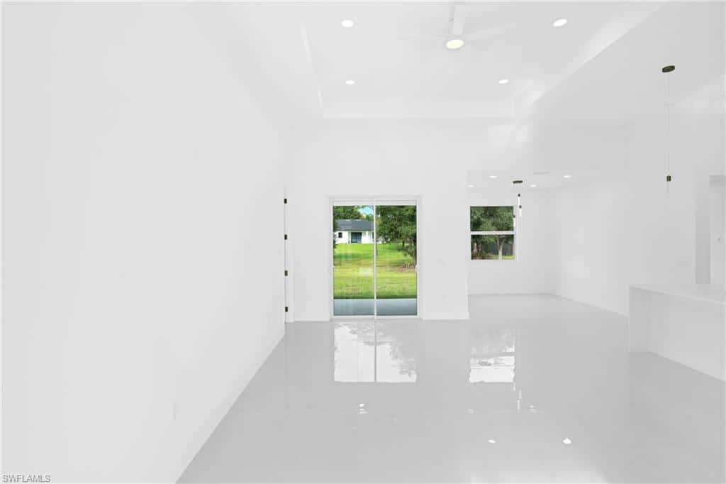 505 Prospect Ave, Lehigh Acres, photo 4