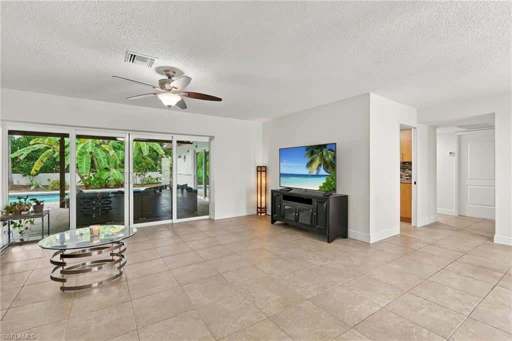 1439 Claret Ct, Fort Myers, photo 7