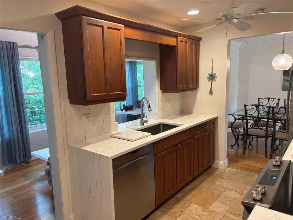 1051 Forest Lakes Dr #21b, Naples, photo 9