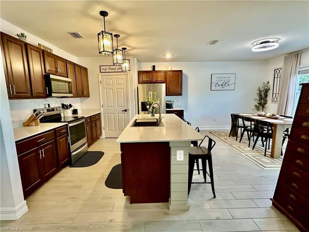 2218 4th St, Cape Coral, photo 6
