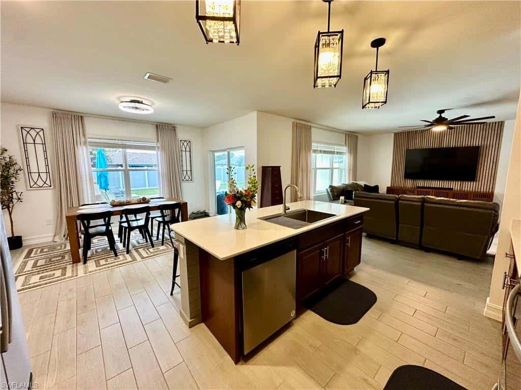 2218 4th St, Cape Coral, photo 8