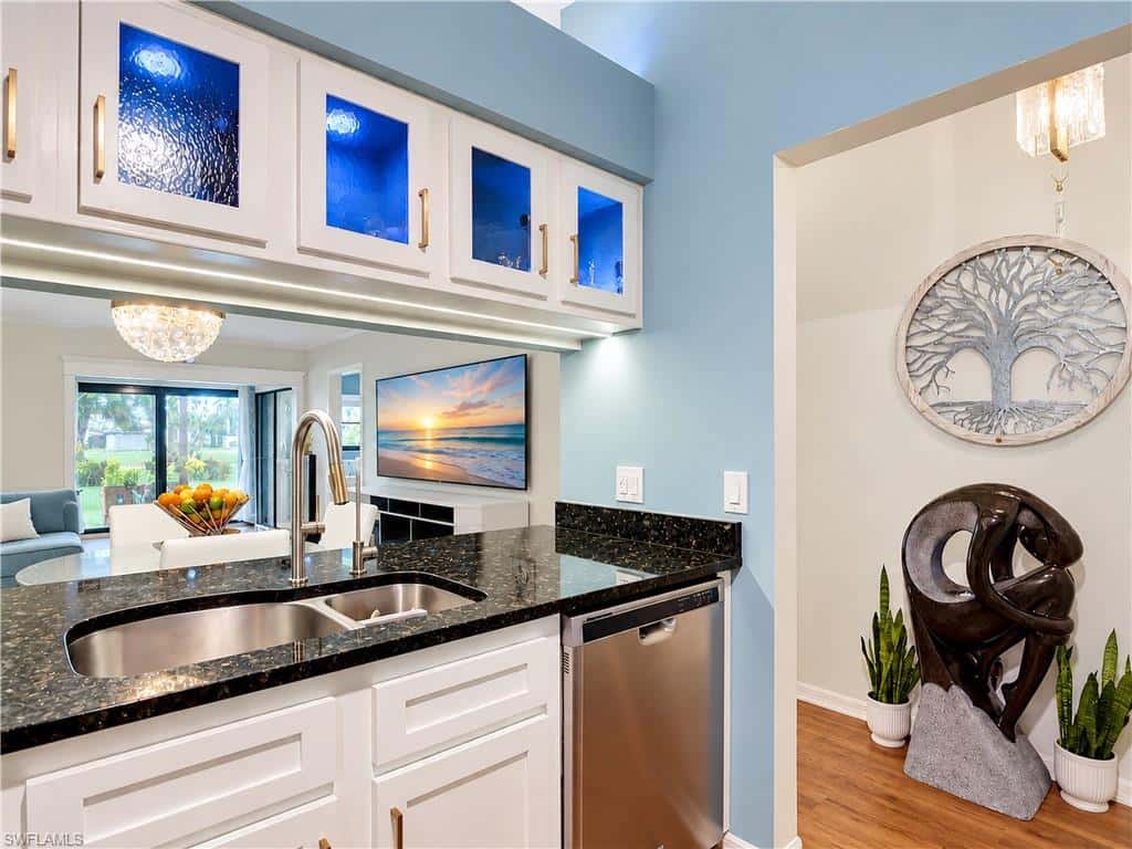 2017 Pine Isle Ln, Naples, photo 14