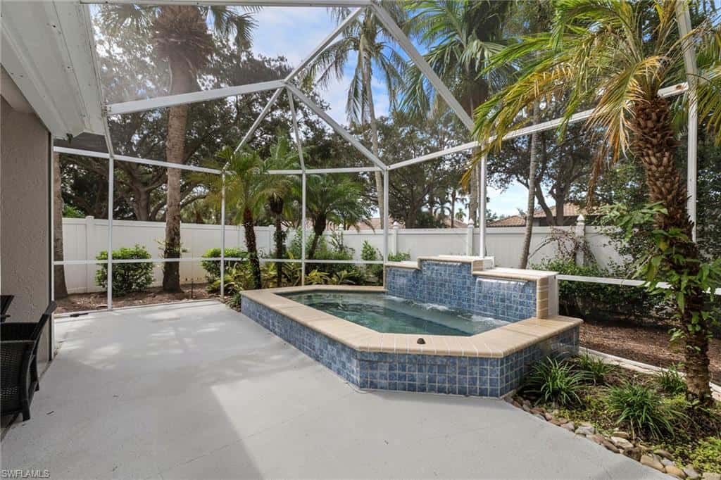 1511 Whispering Oaks Cir, Naples, photo 27