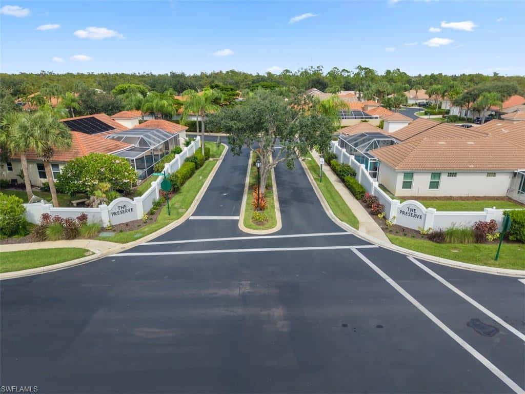 1511 Whispering Oaks Cir, Naples, photo 34