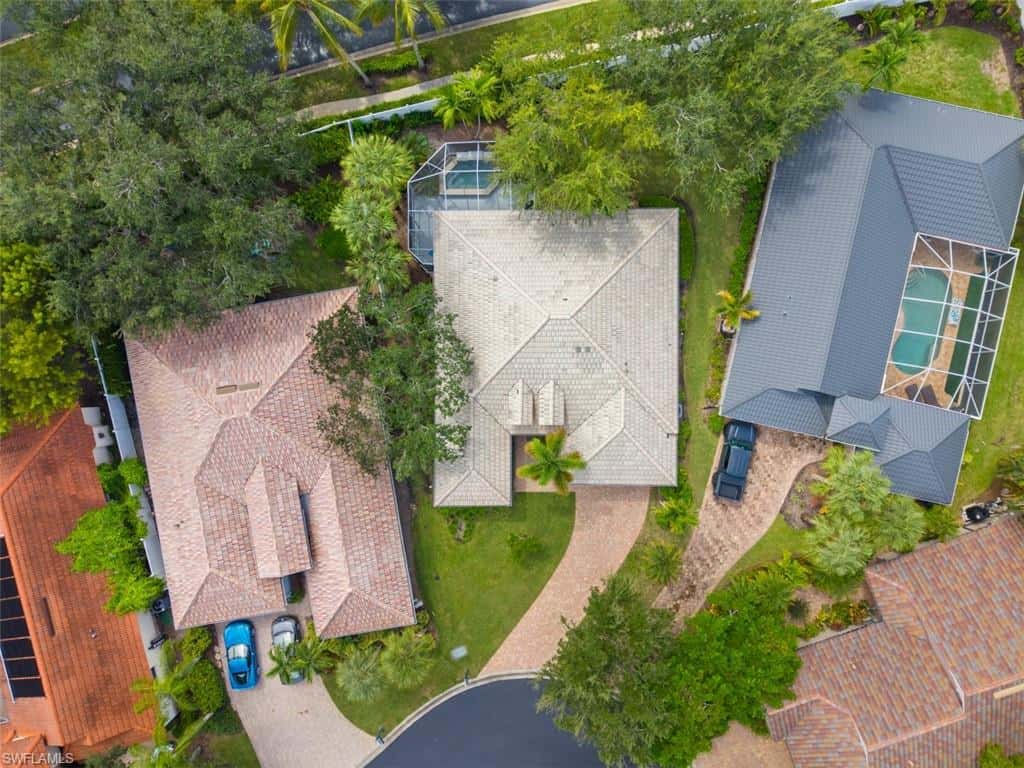 1511 Whispering Oaks Cir, Naples, photo 33