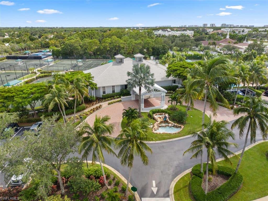 1511 Whispering Oaks Cir, Naples, photo 39