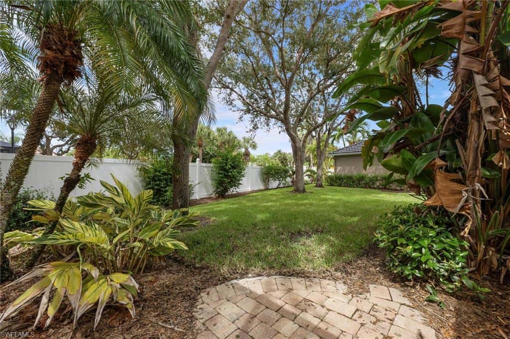 1511 Whispering Oaks Cir, Naples, photo 29