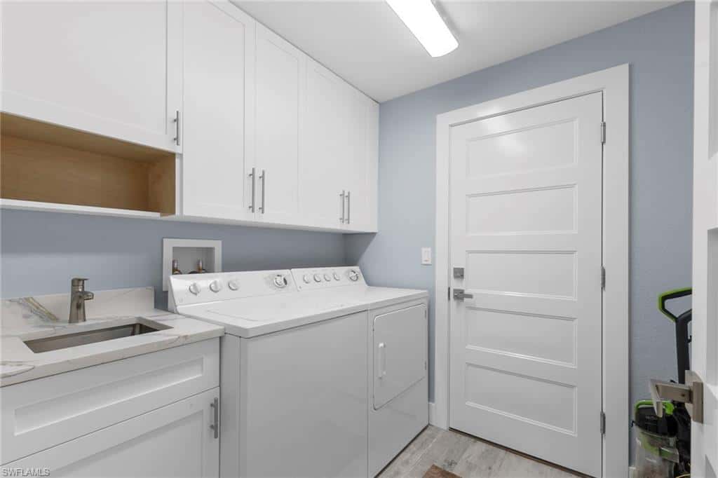 1511 Whispering Oaks Cir, Naples, photo 25