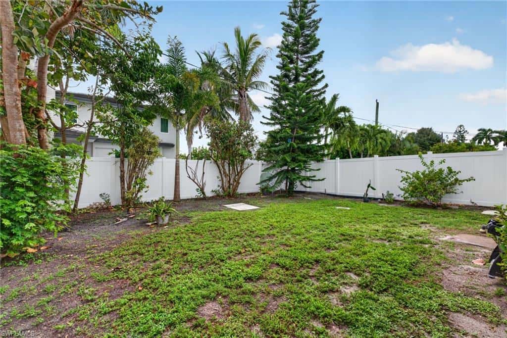 798 105th Ave, Naples, photo 34