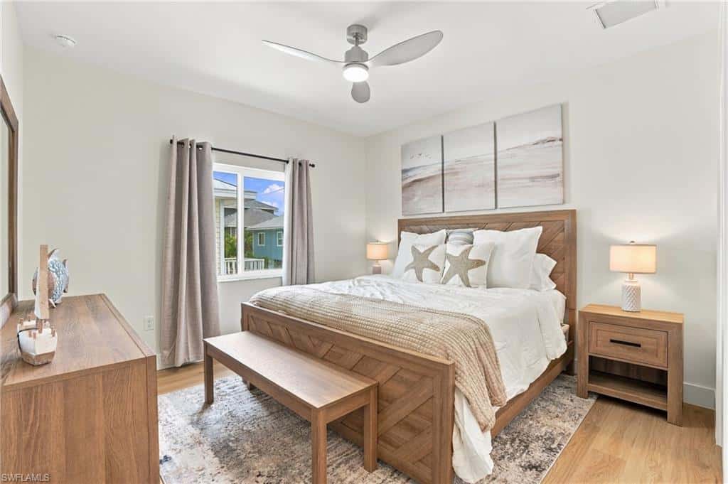 250 Pearl St, Fort Myers Beach, photo 17