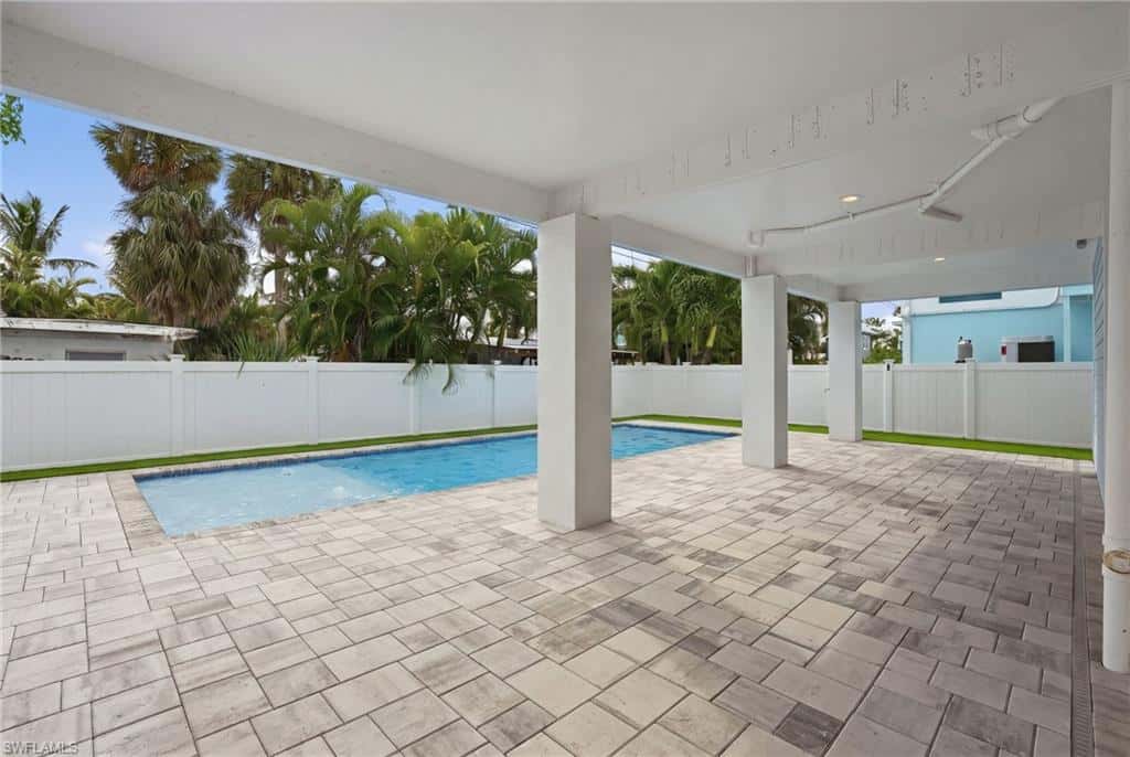 250 Pearl St, Fort Myers Beach, photo 30