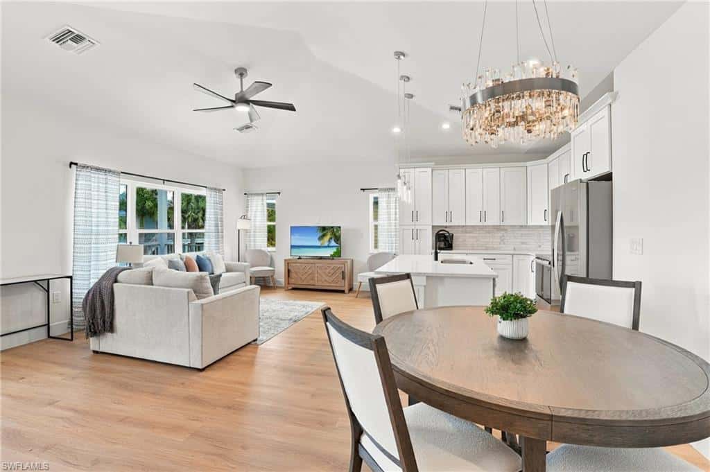 250 Pearl St, Fort Myers Beach, photo 14