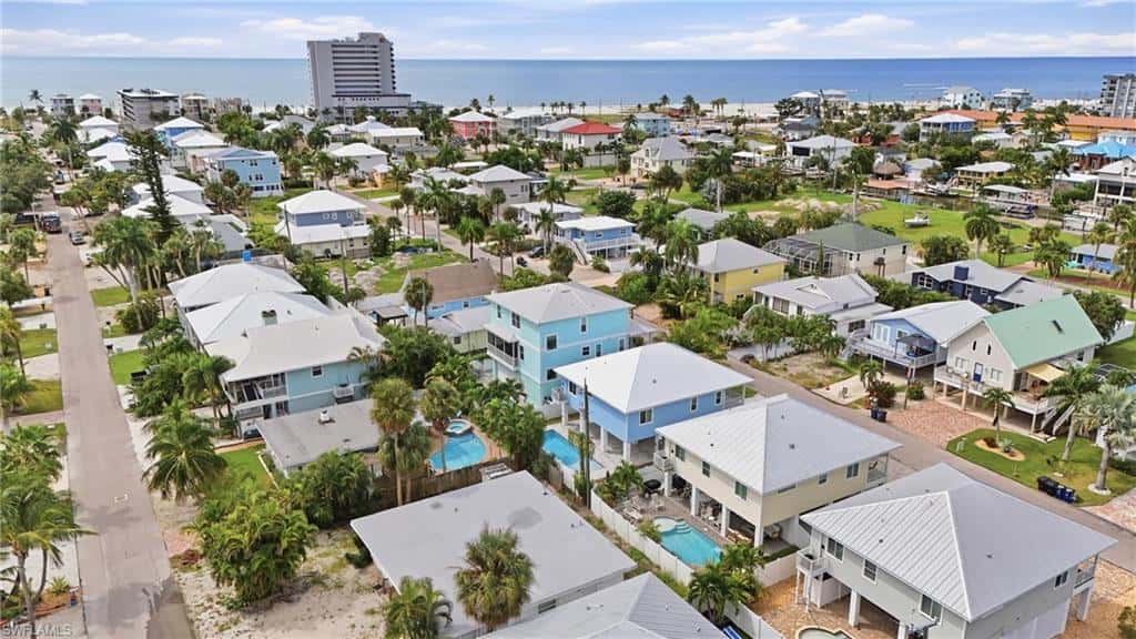 250 Pearl St, Fort Myers Beach, photo 37