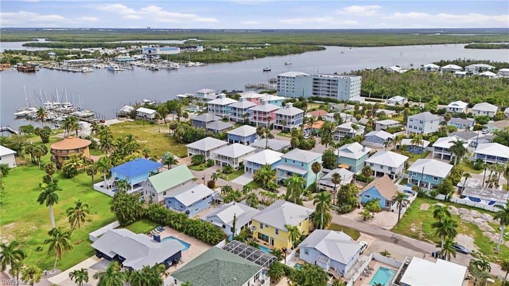 250 Pearl St, Fort Myers Beach, photo 44