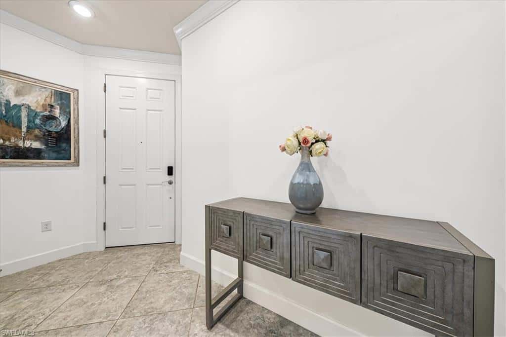 7670 Jacaranda Ln, Naples, photo 9