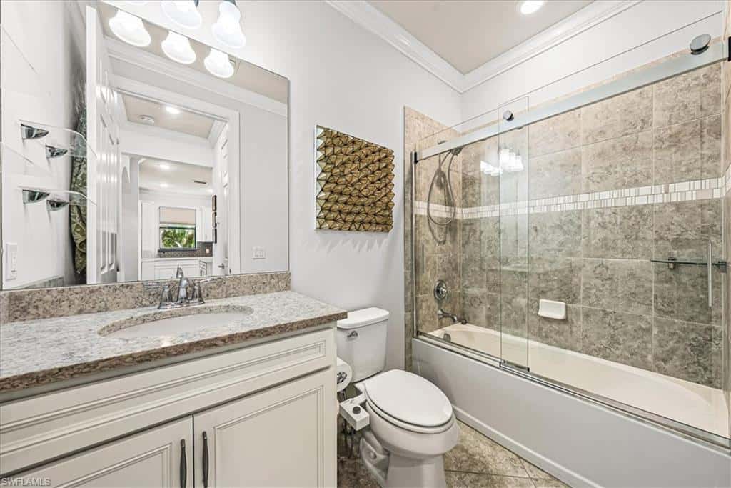 7670 Jacaranda Ln, Naples, photo 24