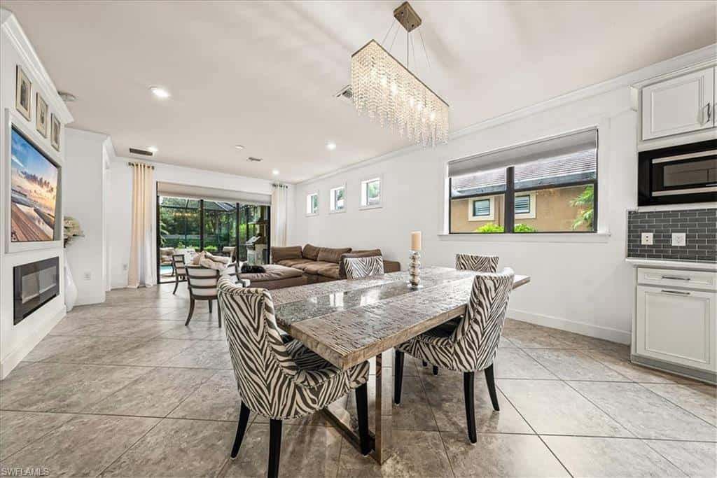 7670 Jacaranda Ln, Naples, photo 15