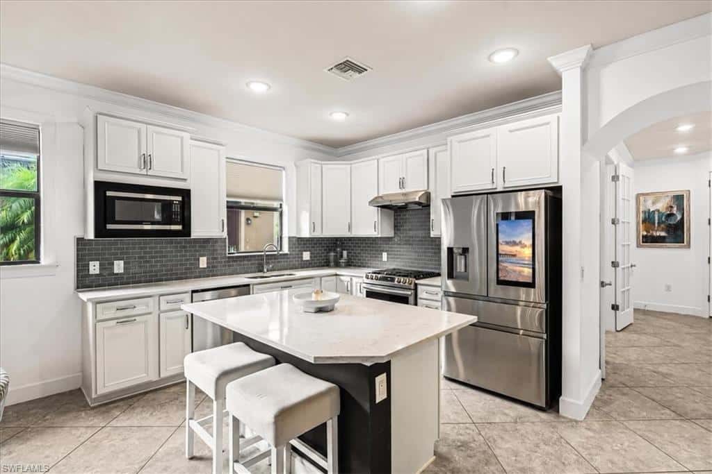 7670 Jacaranda Ln, Naples, photo 4