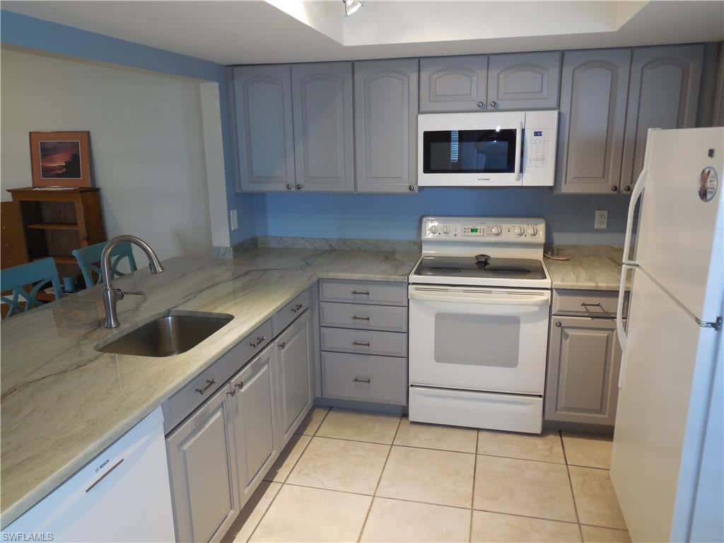 114 Quail Forest Blvd #7, Naples, photo 5