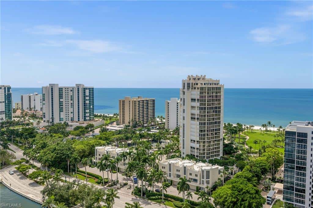4021 Gulf Shore Blvd #1204, Naples, photo 6