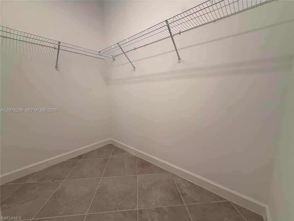 9291 Aqua Overlook Ct, Lehigh Acres, photo 13